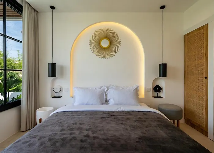 Luva - Stylish 4br Pool Oasis Pererenan *